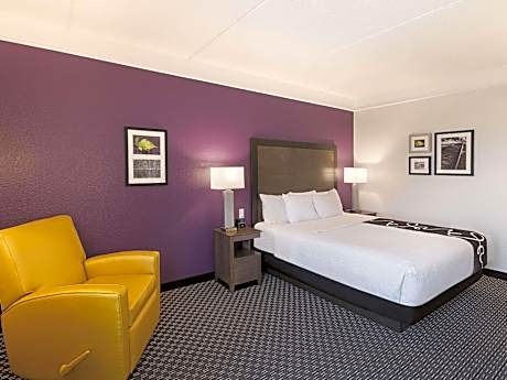 King Room - Non-Smoking