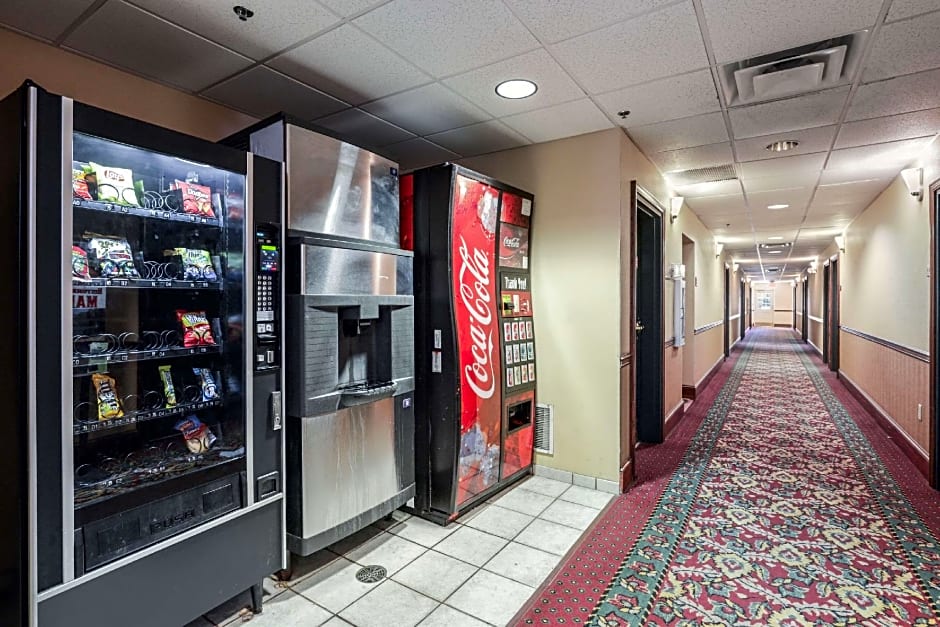 Econo Lodge Inn & Suites - Marianna