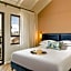 Villa Albi - Machne Yehuda Hotel