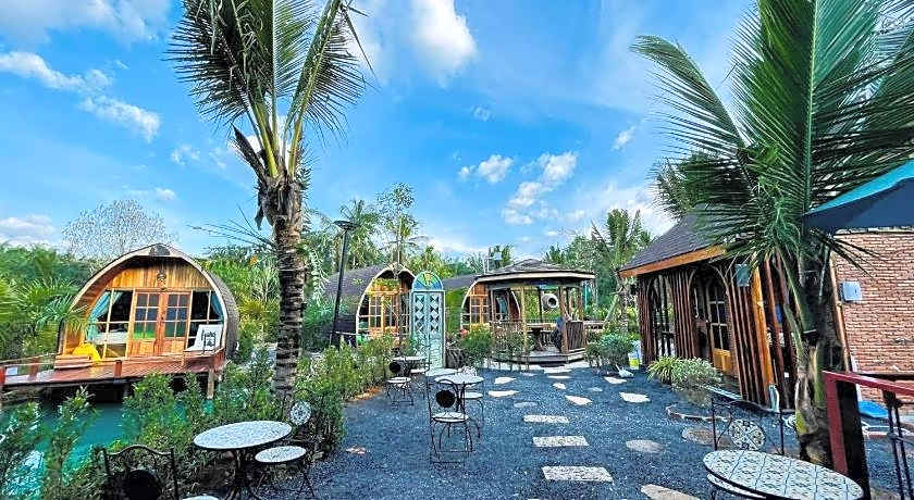 Plaiphu Pool Villas