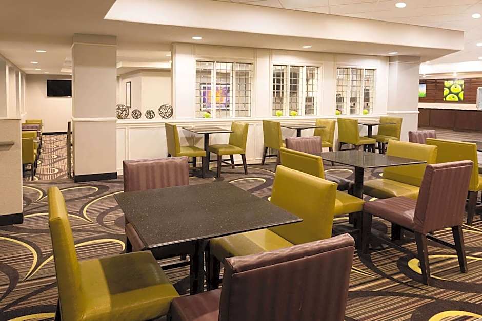 La Quinta Inn & Suites by Wyndham Minneapolis Bloomington West