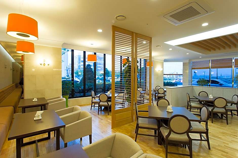 Fontana Beach Hotel