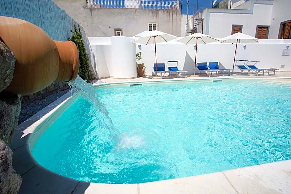 Odysseus Hotel