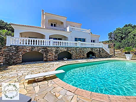 Seaview villa Marlau