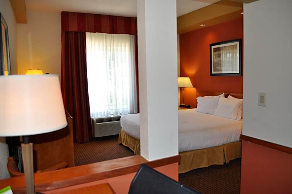 Holiday Inn Express Williamston By IHG