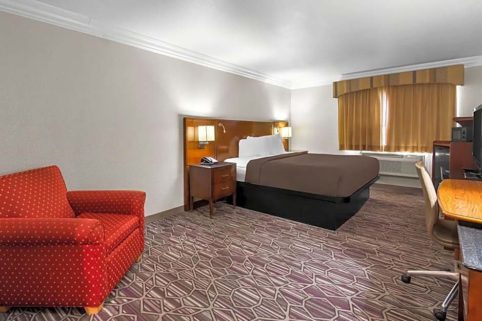 SureStay Plus by Best Western Benbrook Fort Worth