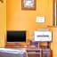 Econo Loge Inn & Suites Albuquerque East I-40 Eubank Exit