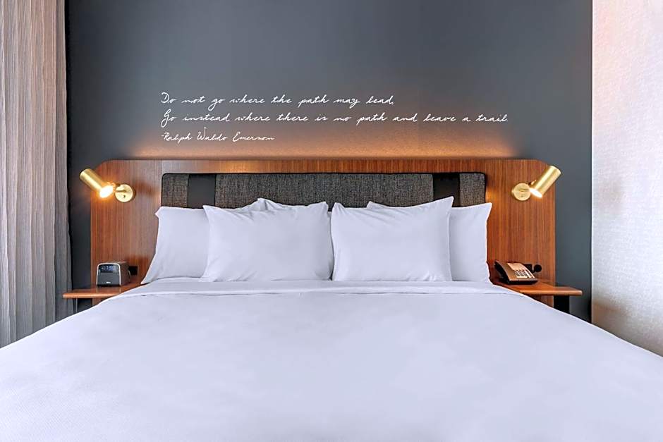 Cambria Hotel Boston Downtown-Seaport