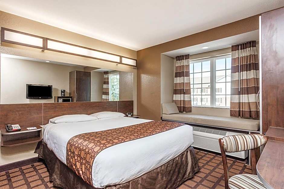 Microtel Inn & Suites By Wyndham Macon