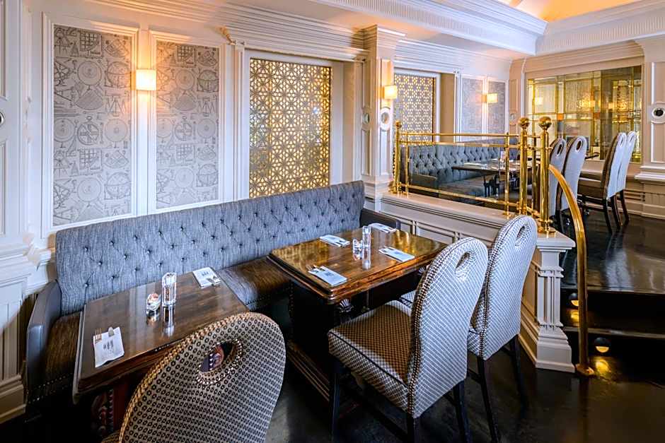 Killarney Oaks Hotel