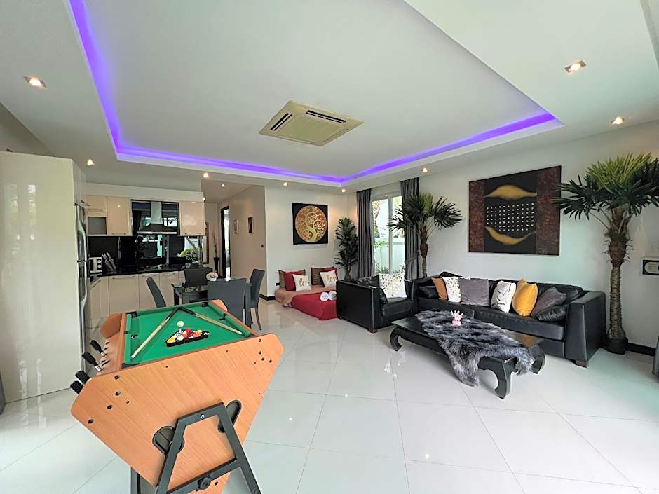 Colibri Pool Villa Pattaya