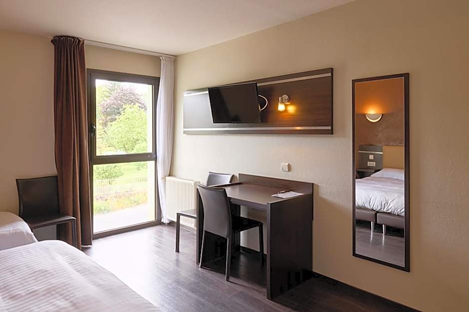Hôtel-Restaurant Le Calice Du Gevaudan - A75