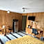 Amber's Inn and Suites