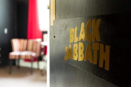 Double Room with Private Seperate Bathroom