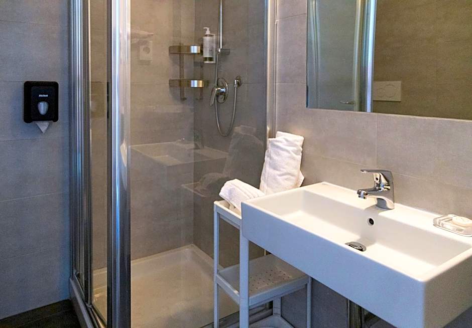 Hotel Giallo
