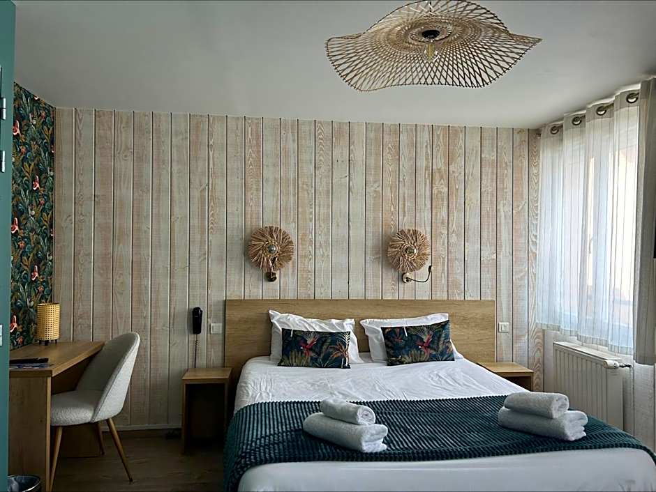 Brit Hotel des Halles