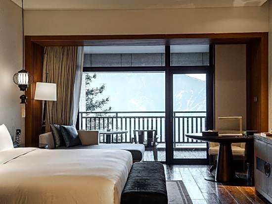 Banyan Tree Jiuzhaigou