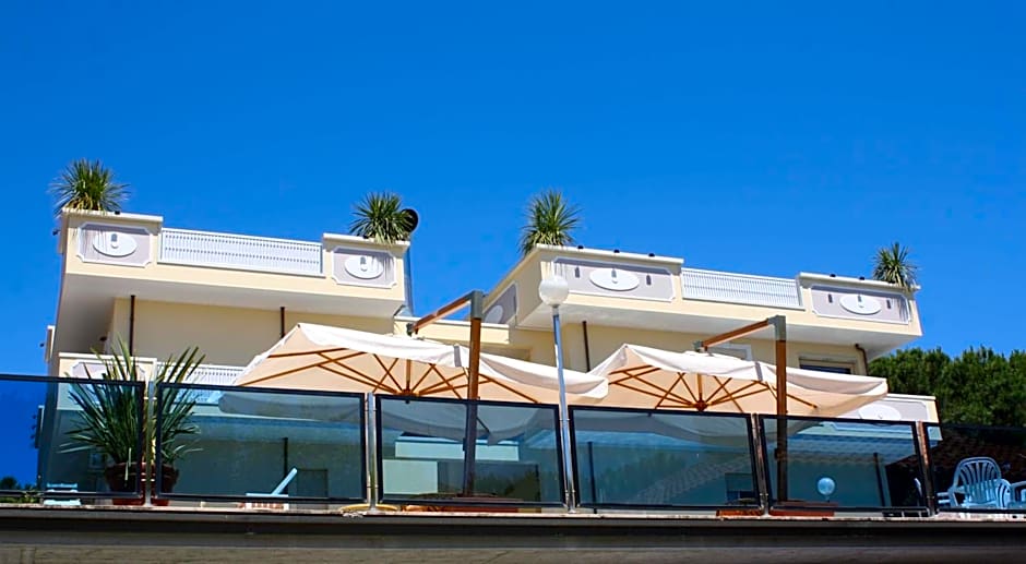 Hotel Donatella Pinarella