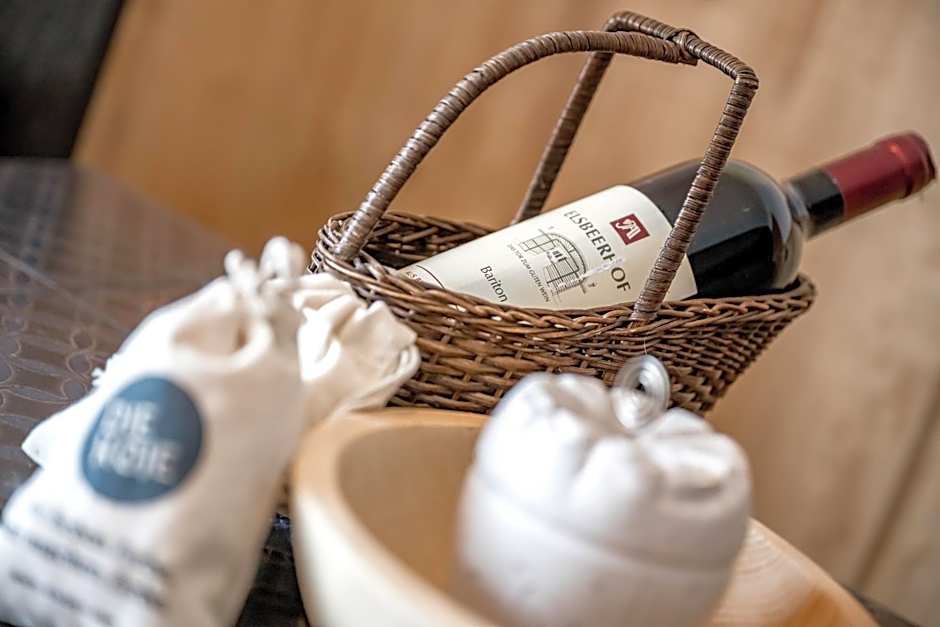 Mondschein Hotel & Chalet Ski-In Ski-Out Luxus am Arlberg