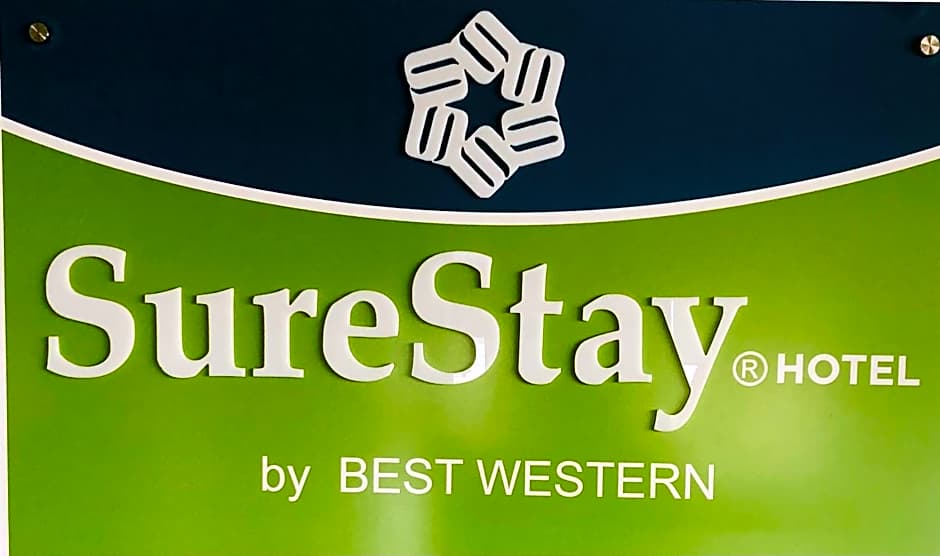 Montgomery Inn & Suites