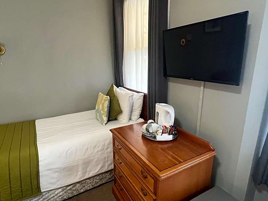 Sorrento Hotel & Restaurant