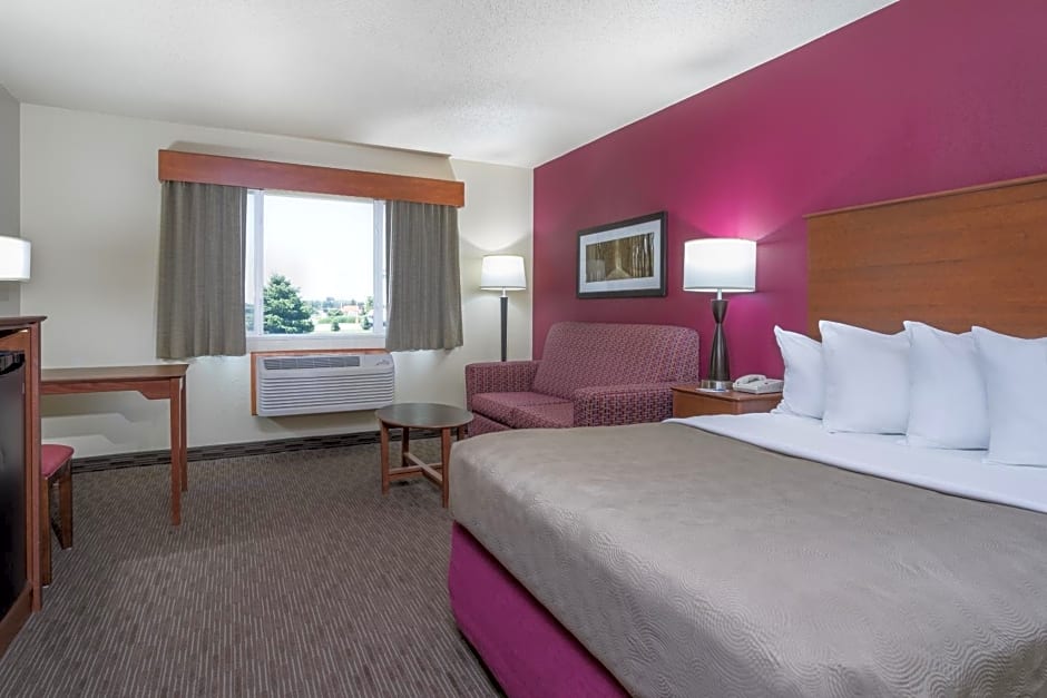 Cobblestone Hotel and Suites - Baldwin