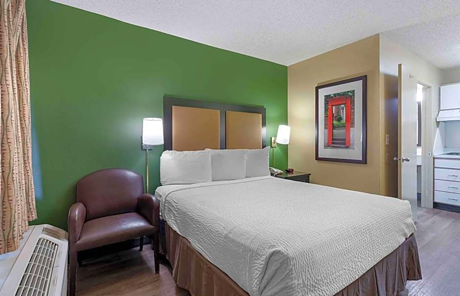 Extended Stay America Select Suites - Denver - Aurora South