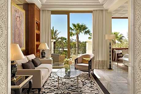 Premier King Room with Terrace and Garden View