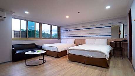Comfort Quadruple Room