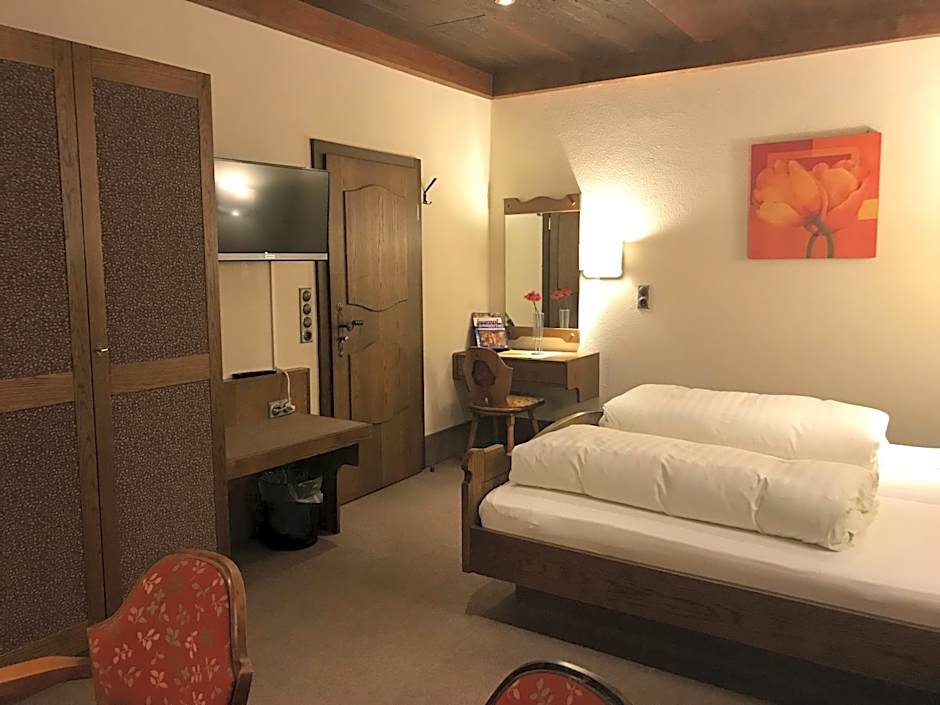 Gasthof & Hotel Goldener Hirsch