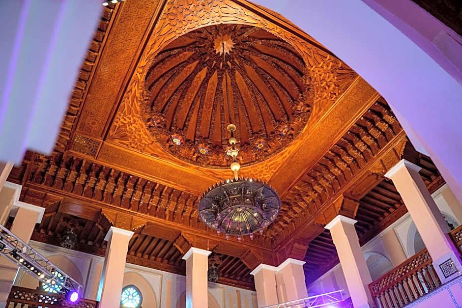 Nomadz Palace