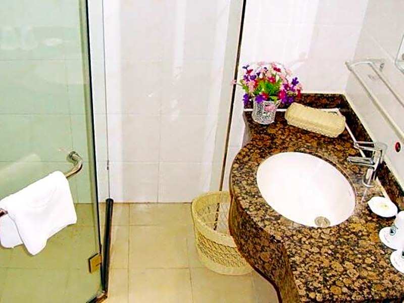 GreenTree Inn Zhangjiakou Wuyi East Street Jianxing Express Hotel