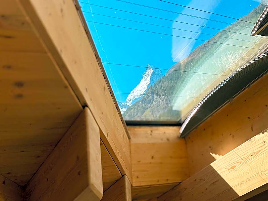 Peaky Riders Self Check-in Hotel