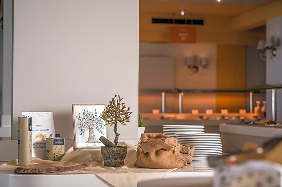 Hydrele Beach Hotel & Village