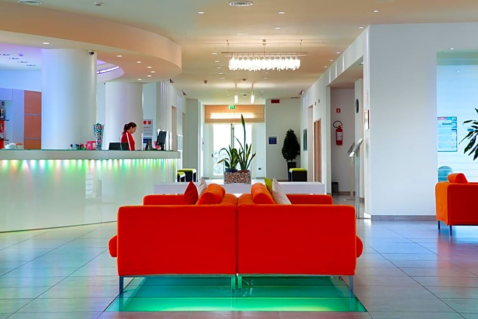 UNA HOTELS Cesena Nord