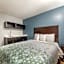 HomeTowne Studios San Antonio – Seaworld/Northwest