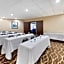 Comfort Inn & Suites Wichita Northeast