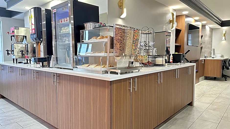 La Quinta Inn & Suites by Wyndham Huntsville Research Park