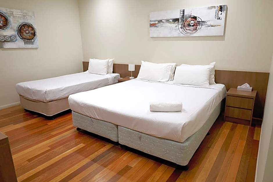 The Australian Hotel Motel