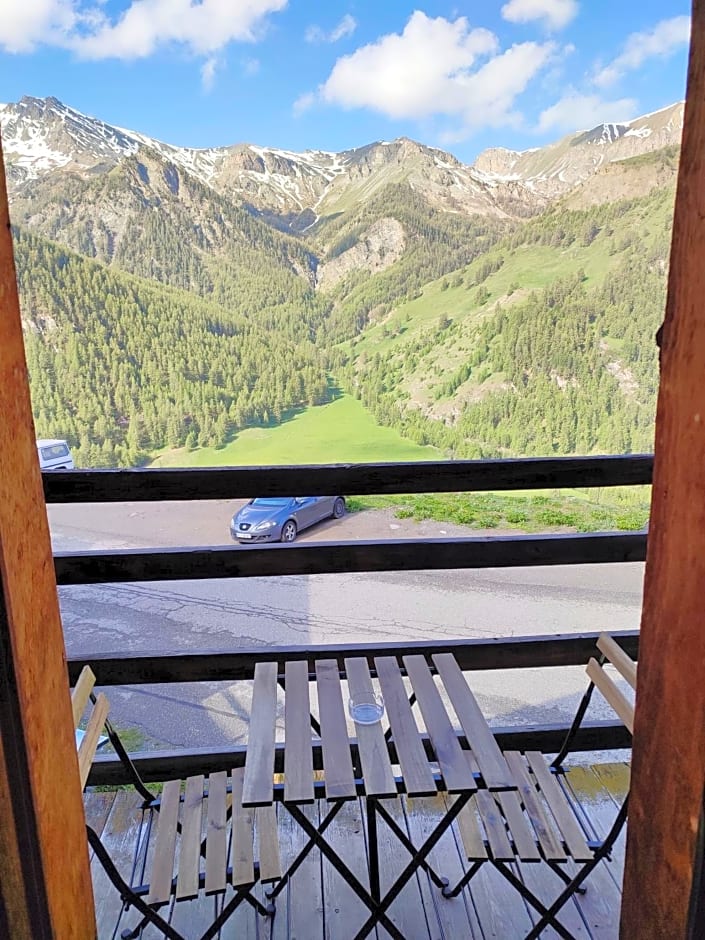 Õ 2040 Chambre Sapin