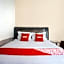 OYO 93003 B32 Homestay