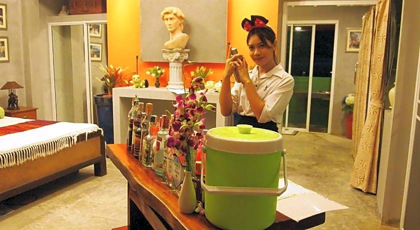 Baan Kamala Backpacker