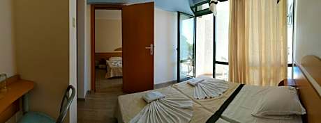 Family Room with Sea View