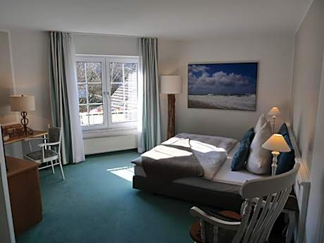 Deluxe Double Room with Bath