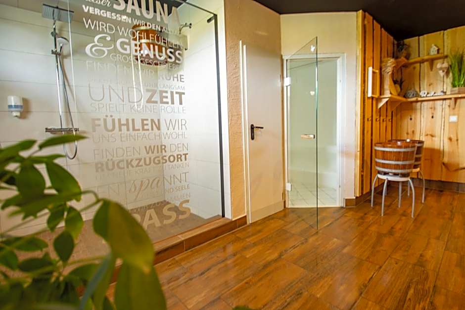 Panorama Berghotel Wettiner Hohe