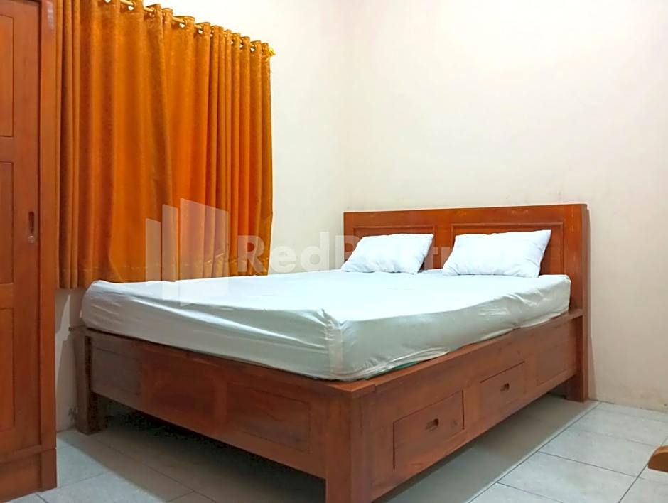 Isa Homestay Kudus Mitra Reddoorz