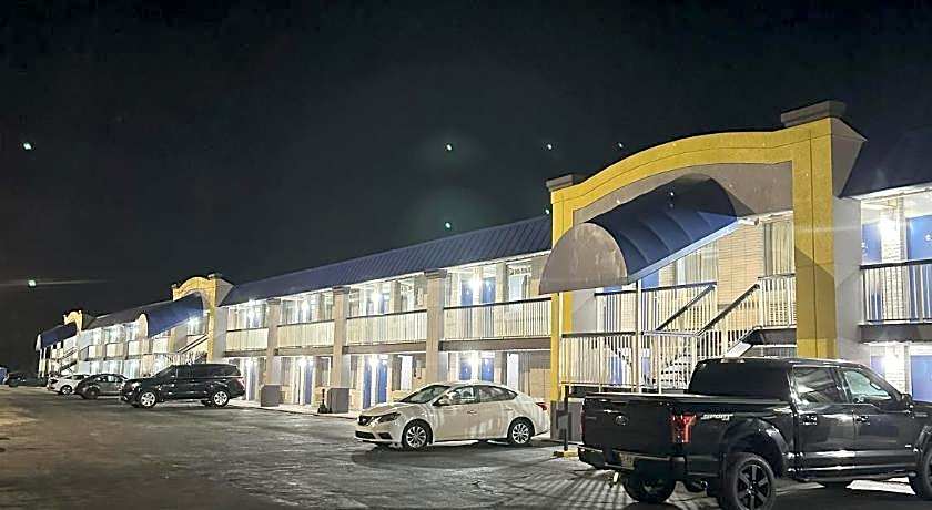 Days Inn by Wyndham Salina South