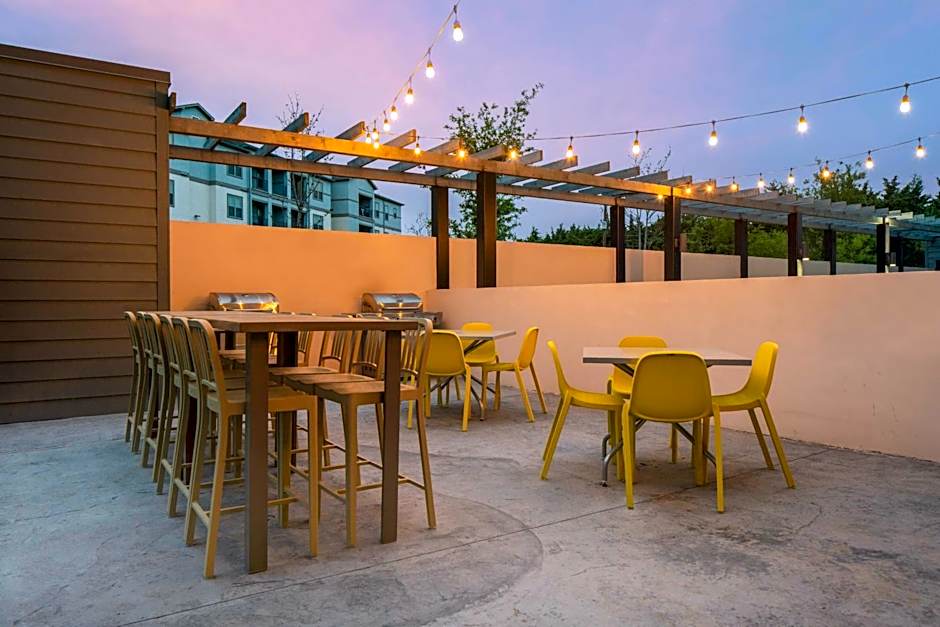 Home2 Suites by Hilton Rowlett Rockwall Marina