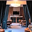 Hotel Renoir