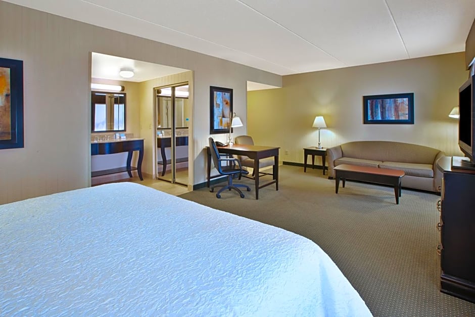 Hampton Inn & Suites Plattsburgh